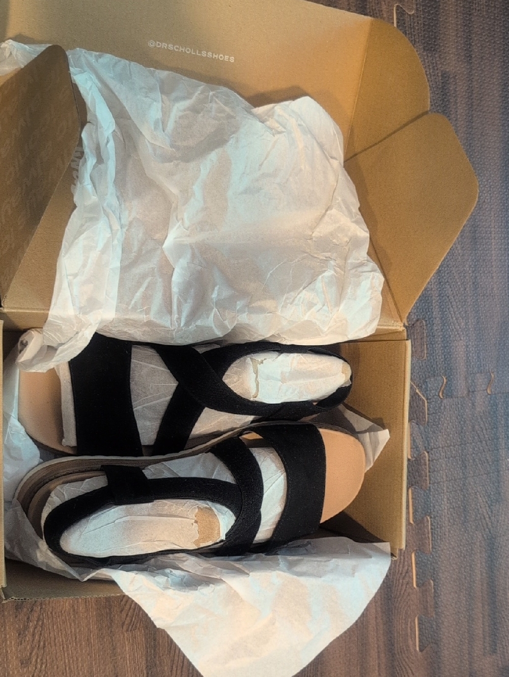 Dr. Scholl's Women's Islander Sandal Size 8 Black Microfiber - Picture 7 of 7